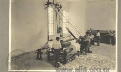 Περιτυλικτικές μηχανές χαρτονιού και ρόλλων χαρτιού υγείας. 1933. © Φωτογραφικό Αρχείο Ε.Λ.Ι.Α.